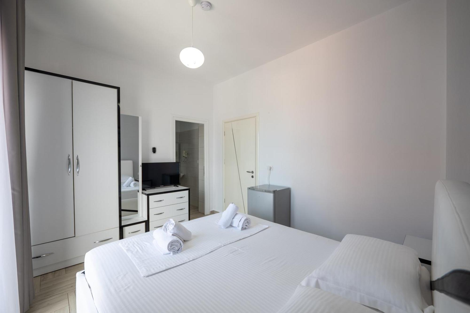 Hotel Artur2 Ksamil Exteriör bild