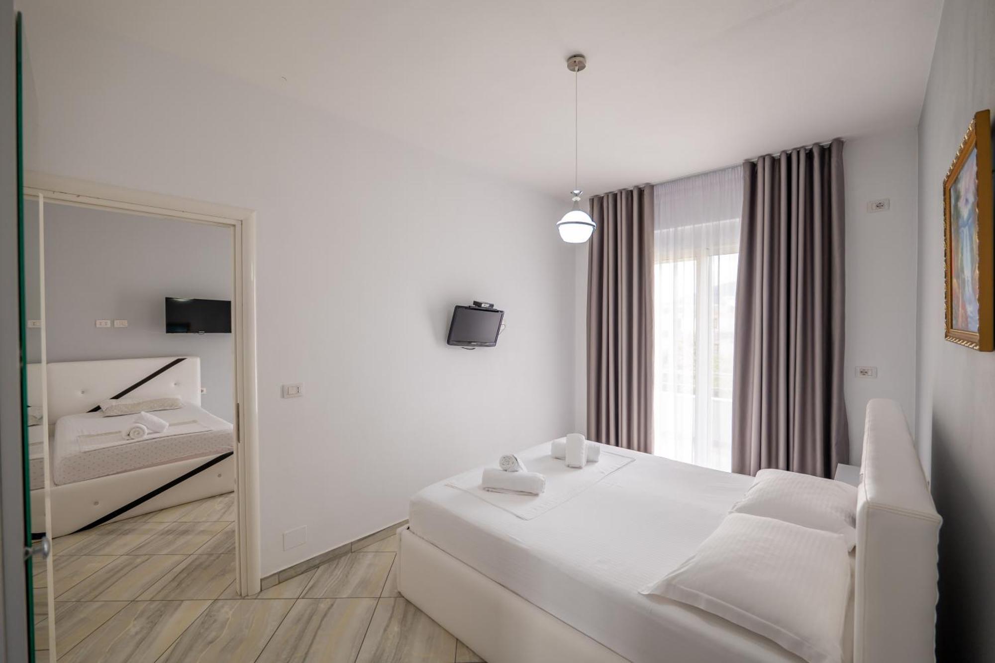 Hotel Artur2 Ksamil Exteriör bild