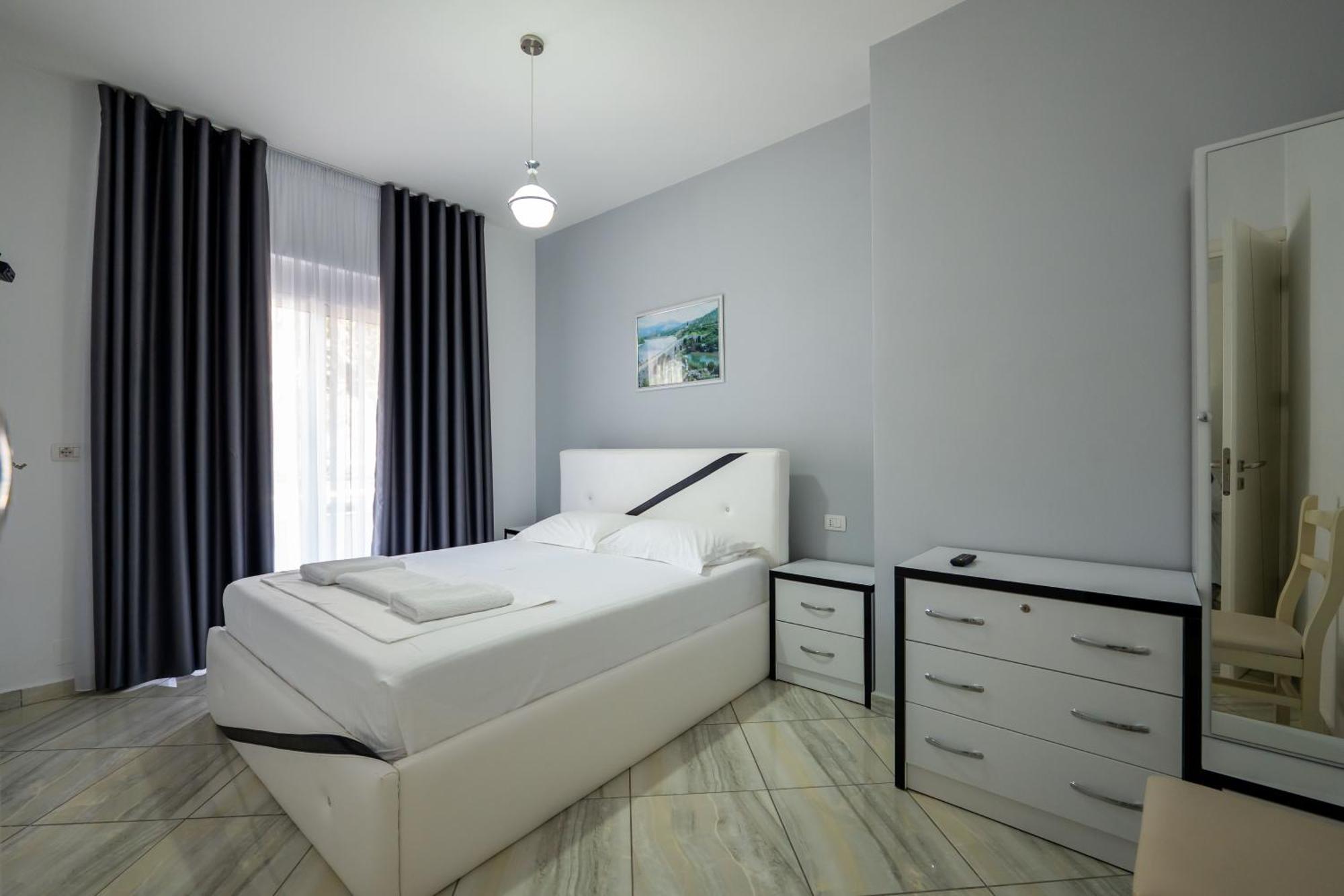 Hotel Artur2 Ksamil Exteriör bild