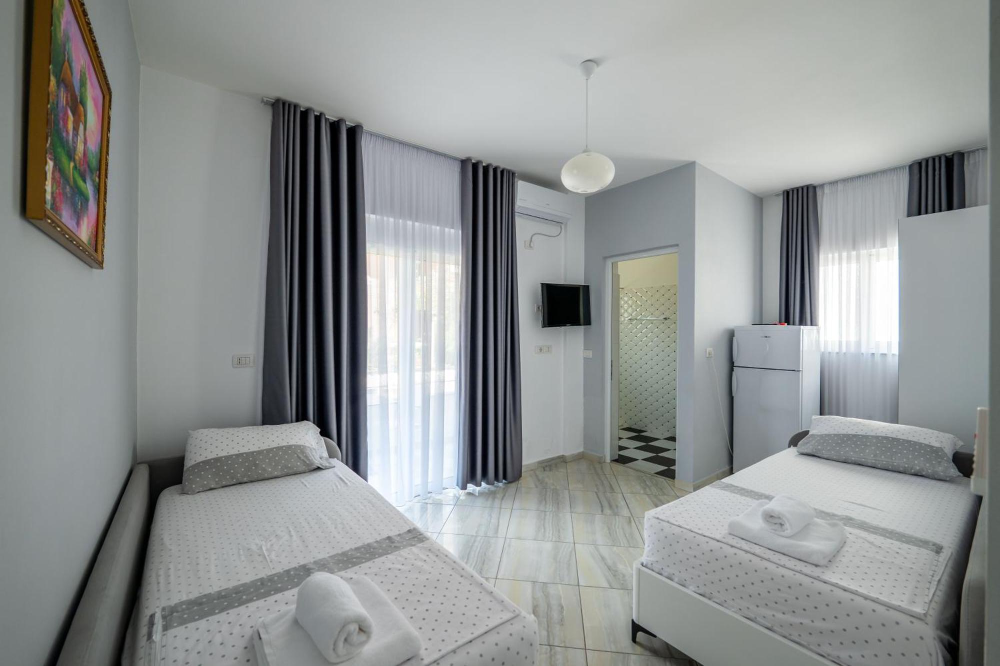 Hotel Artur2 Ksamil Exteriör bild